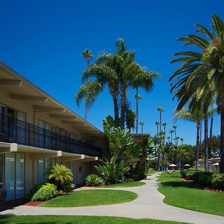 Ramada By Wyndham San Diego North Hotel & Conference Center Exterior foto